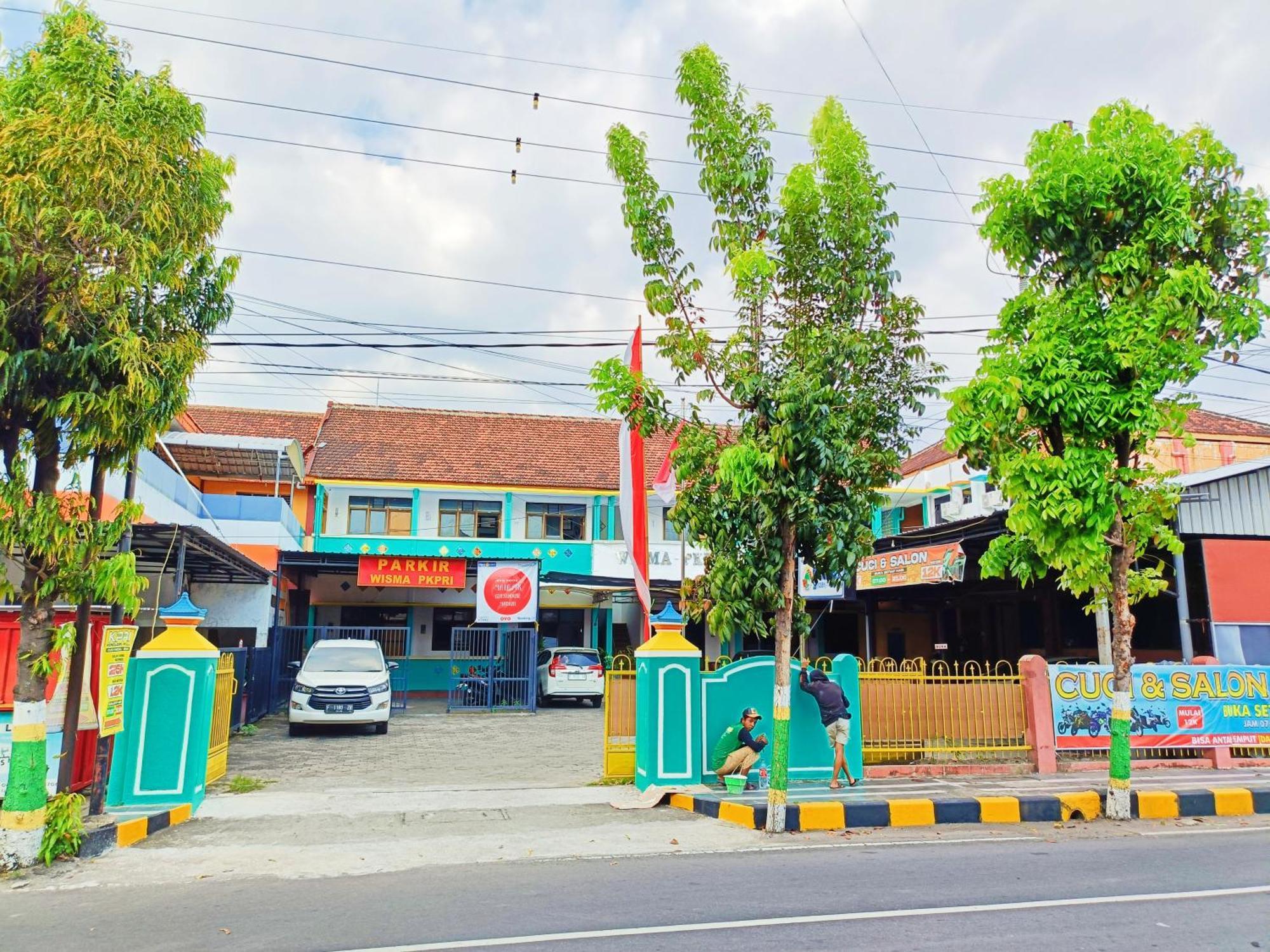 Yutaka Stasiun Kota Homestay *